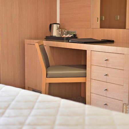 Hotel Le Rocher Calvi  Bagian luar foto