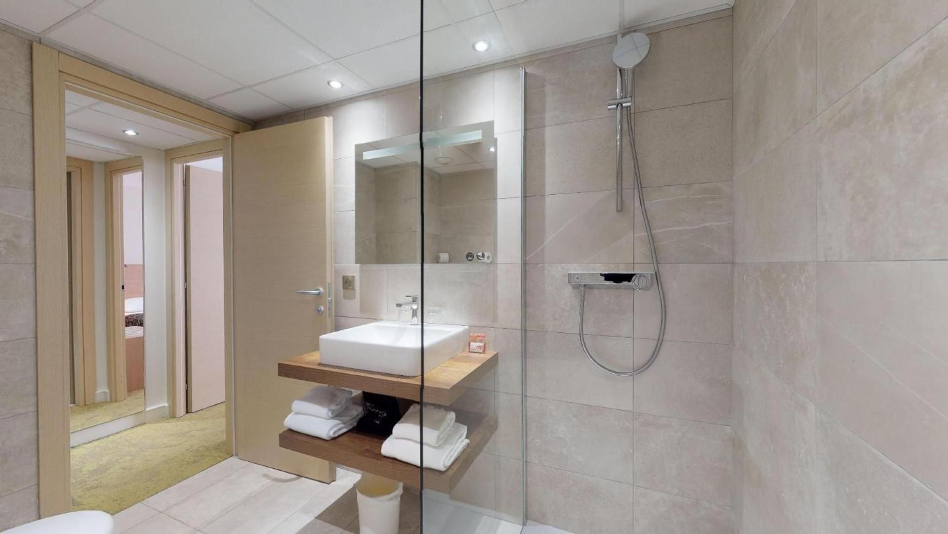 Hotel Le Rocher Calvi  Bagian luar foto